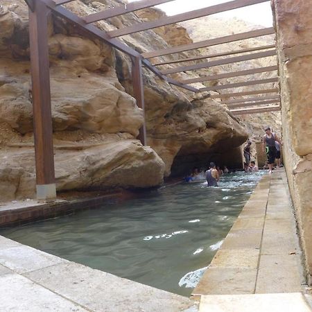 Afra Hot Springs Chalets At-Tafilah Exterior foto