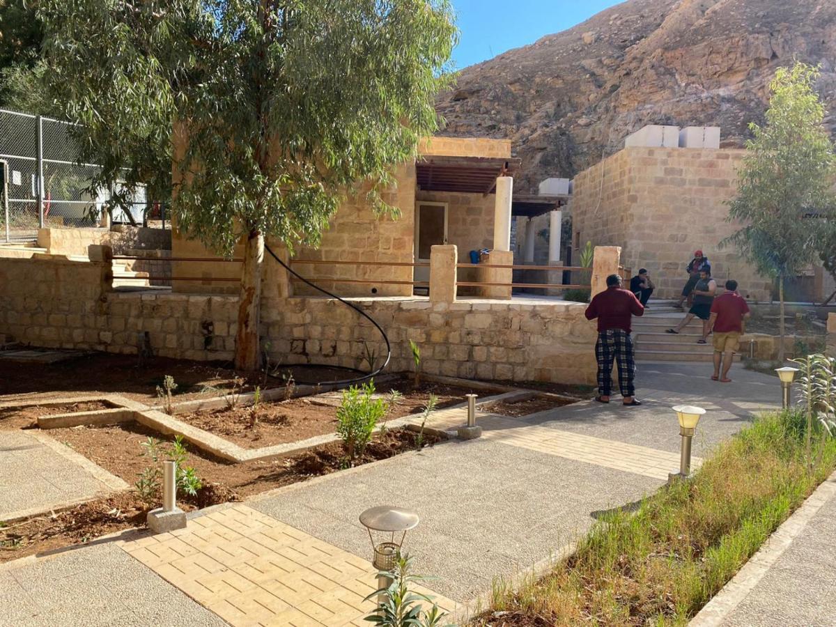 Afra Hot Springs Chalets At-Tafilah Exterior foto