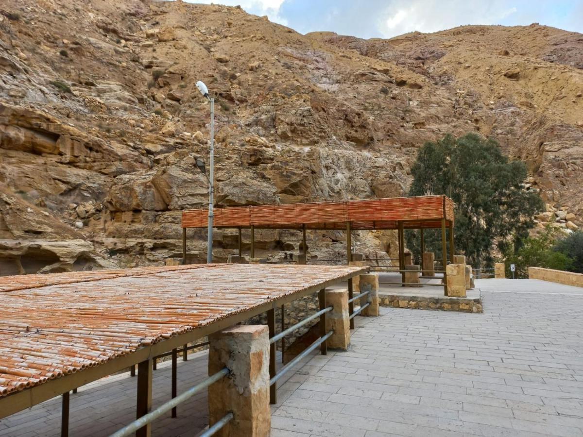 Afra Hot Springs Chalets At-Tafilah Exterior foto