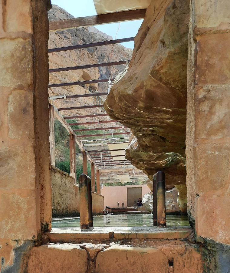 Afra Hot Springs Chalets At-Tafilah Exterior foto