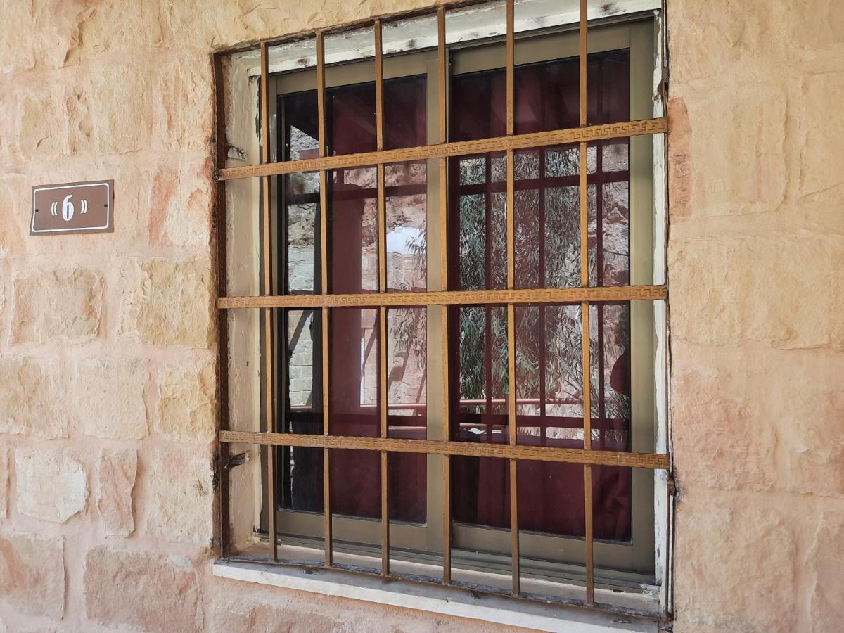 Afra Hot Springs Chalets At-Tafilah Exterior foto